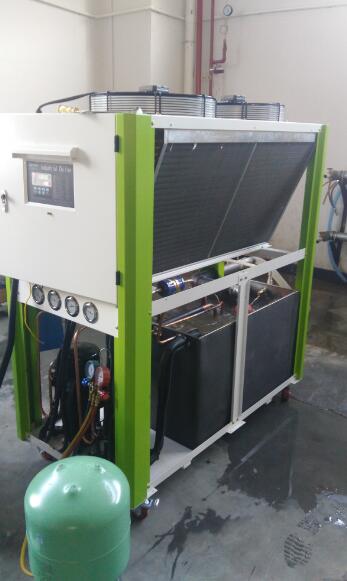 Shenzhen Dannice Brand R407c refrigrant 5hp air cooled chiller in Indonesia