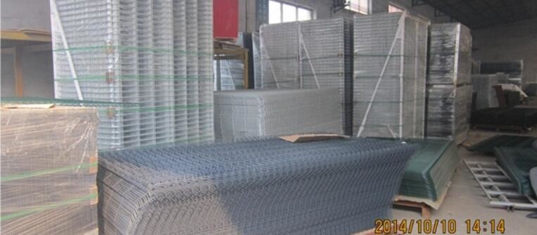 RAL6005 Green PVC Coated Wire Mesh Fencing