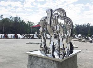 China Contemporary Modern Abstract Sculpture , Stainless Steel Metal Lawn Ornaments wholesale