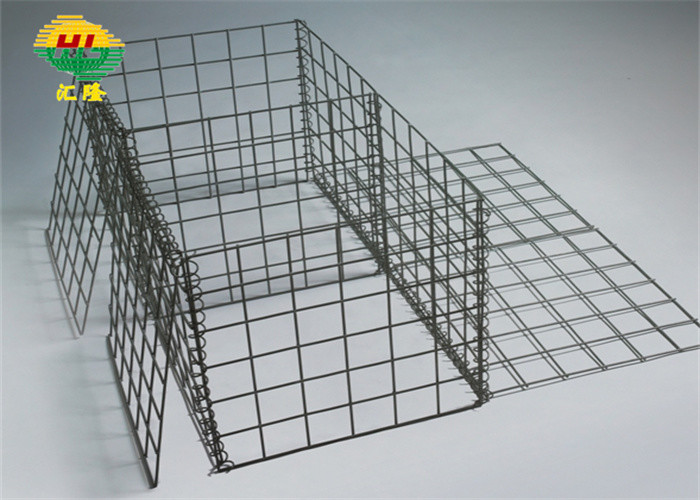 Hl1-12 Galfan Coated Hesco Defensive Barriers Robot Welded Length 1.21m-33m