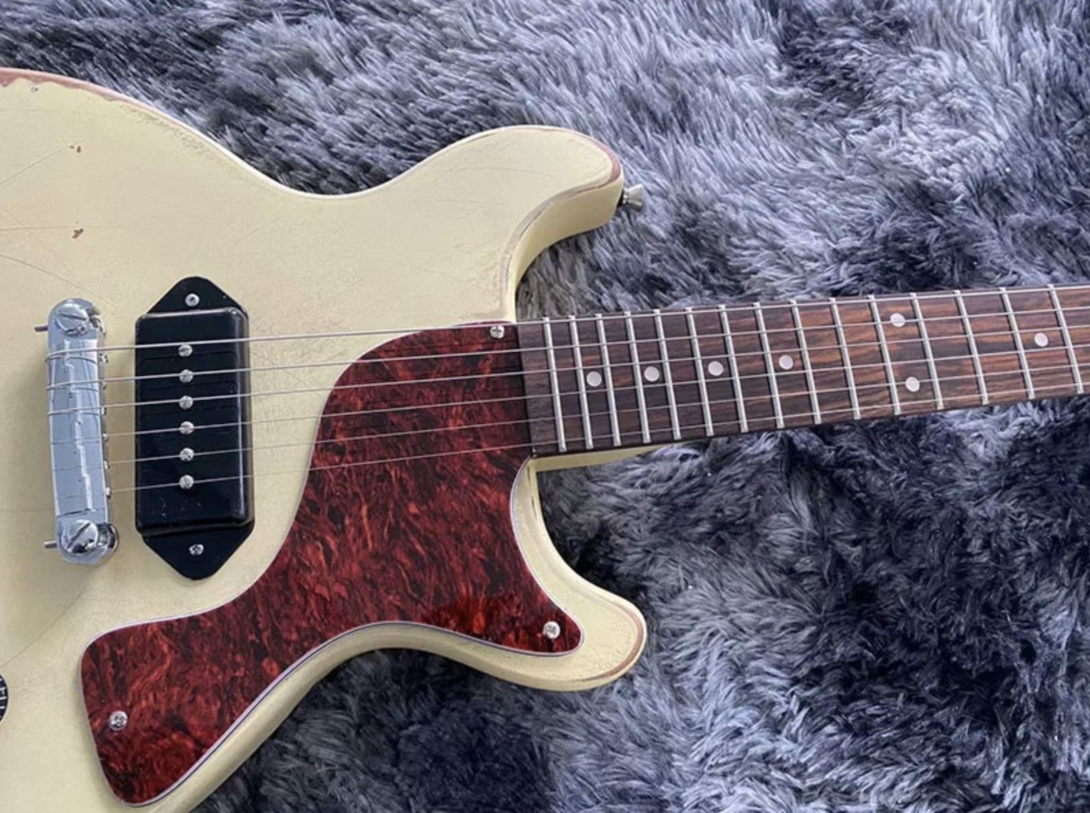 Custom GB Electric Guitar Junior Milk White Color 1 P90 Pickup Handmade heavry Relic Mahogany Body And Neck