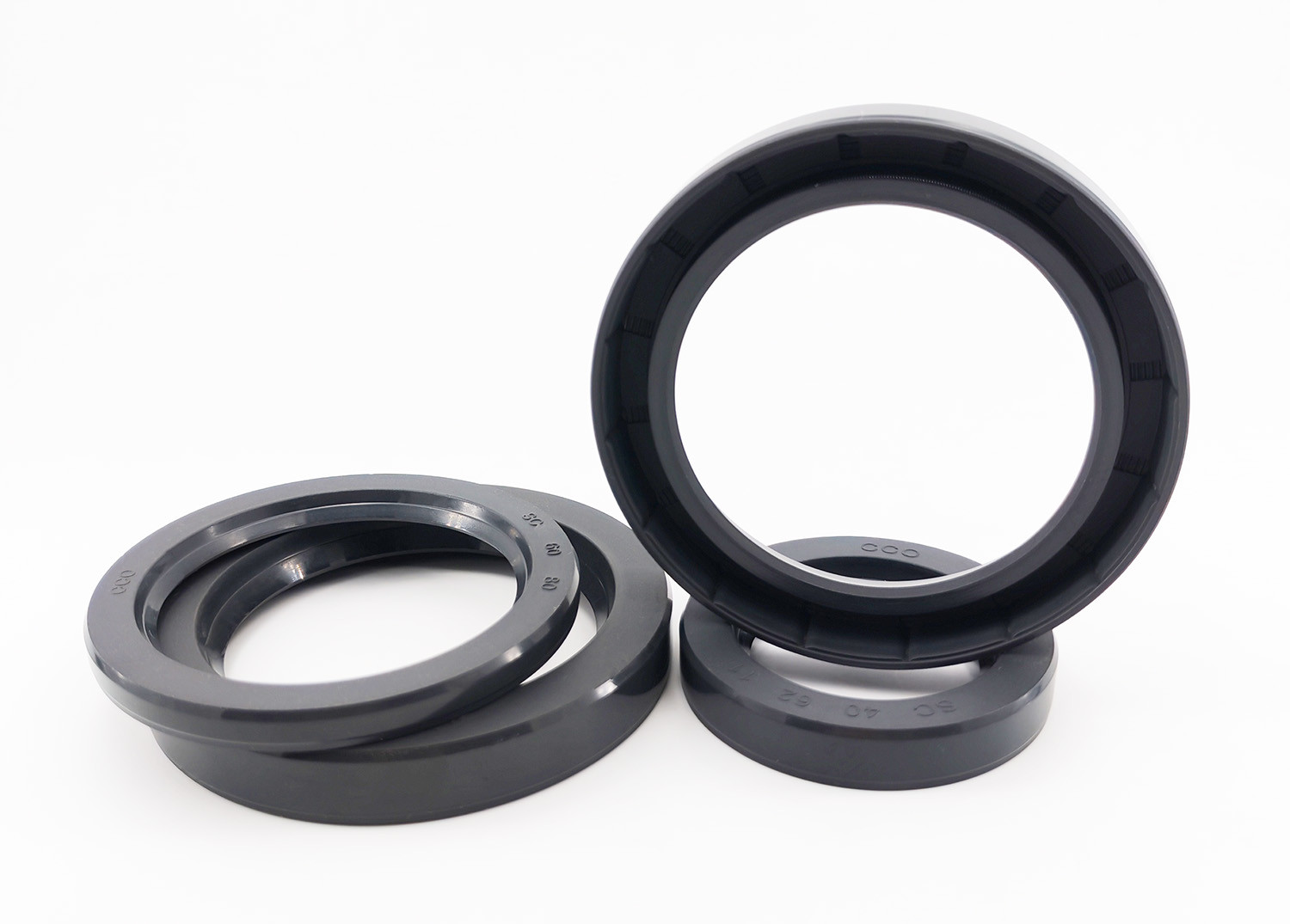 Black High Pressure Oil Seals 5mm To 15mm Thickness Suitable for Heavy-Duty Equipment