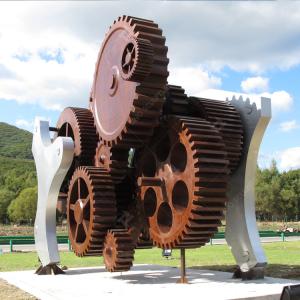 China Contemporary Outdoor Patina Steel Art Sculpture For Decoration wholesale