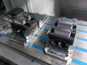China Steel 5 Axis Vise 75mm Exchangeable Vertical Mill Vise 75150D wholesale