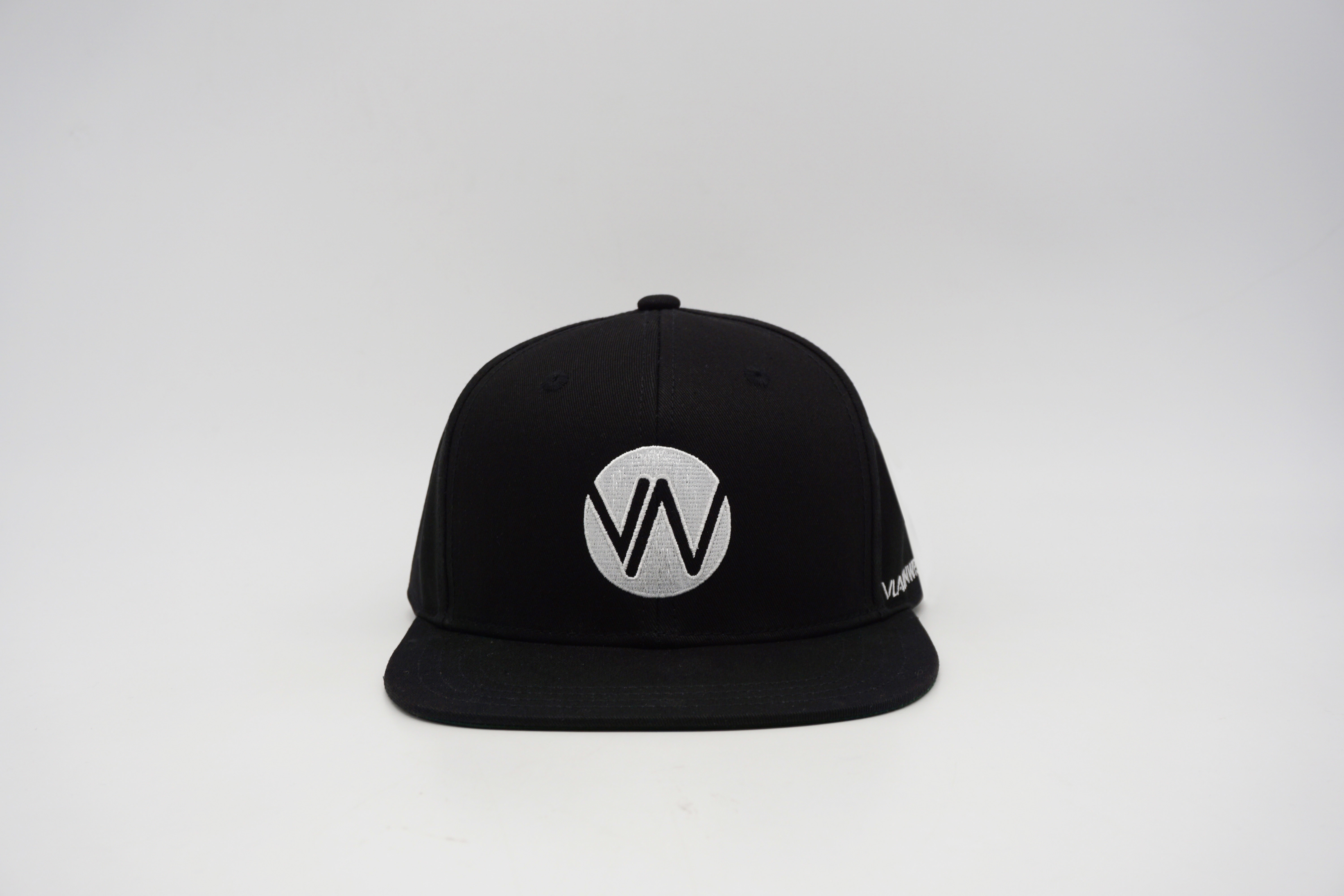 Unisex Flat Brim Snapback Cap Embossed Pattern Plastic Buckle ODM