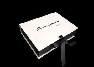 China CMYK Color White Magnetic Closure Box Handmade Sturdy Wedding Gift Packing wholesale