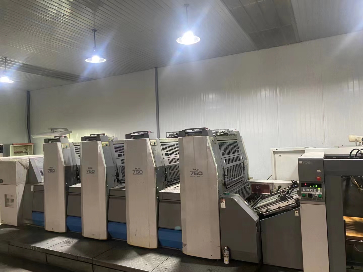 Automatic Used Komori L428 Four Colour Printing Machine Ideal For Volume Printing Needs 17000 KG