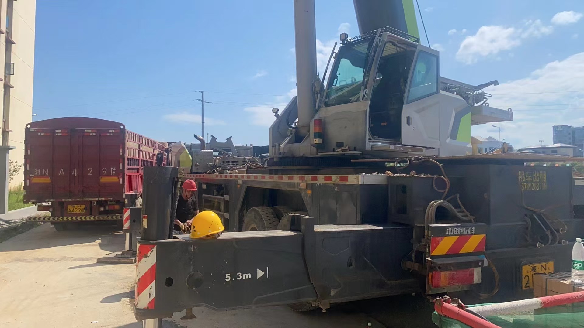 2020 Used ZOOMLION Mobile Truck Crane 80 Tons With YUCHAI Engine And 5 Crane Jib