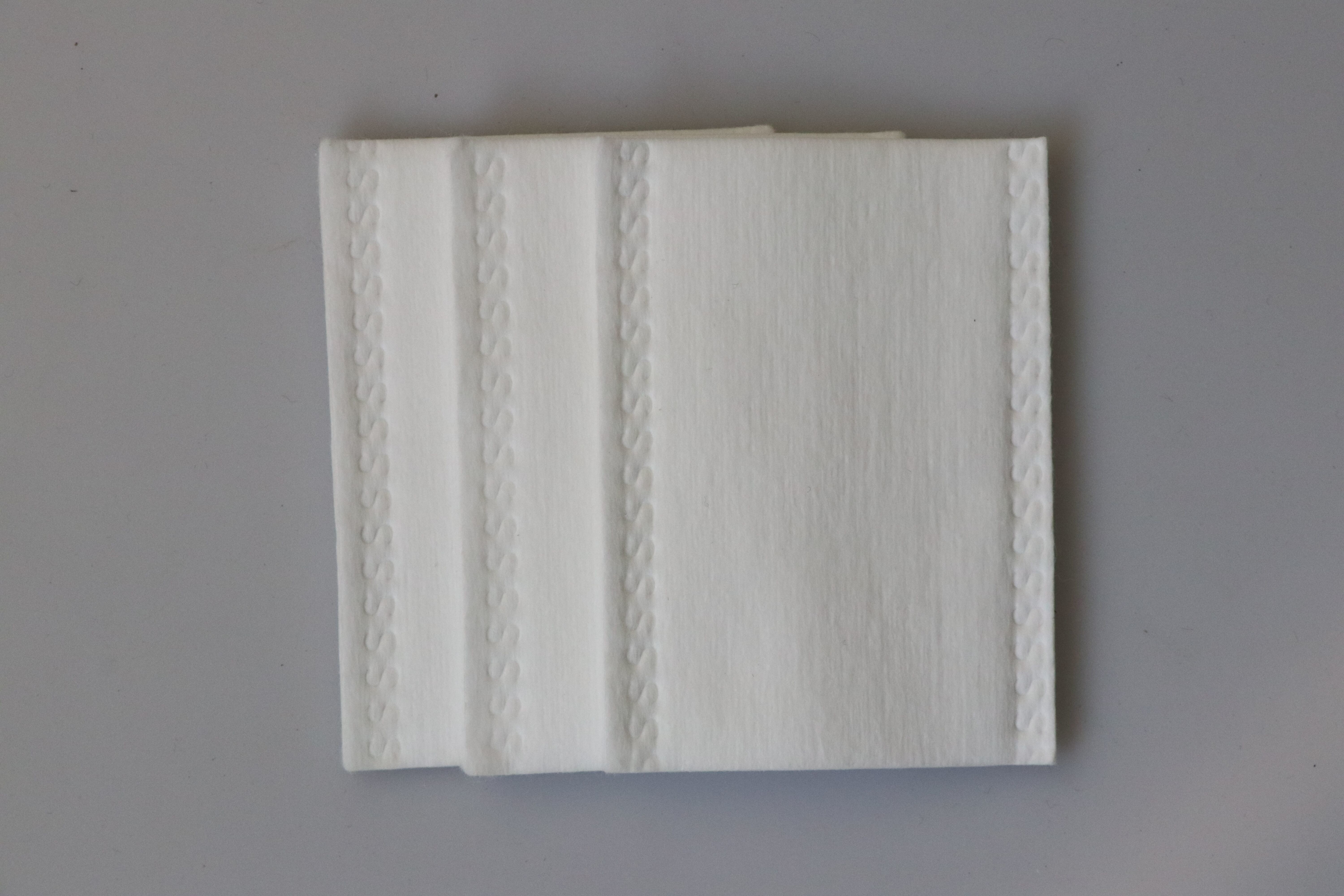 Non Irritation Eco Cotton Wool Pads High Softness Convenient Plastic Free