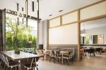 Solid Wood Banquette Booth Style Dining Set ，Restaurant Table And Chairs Sets