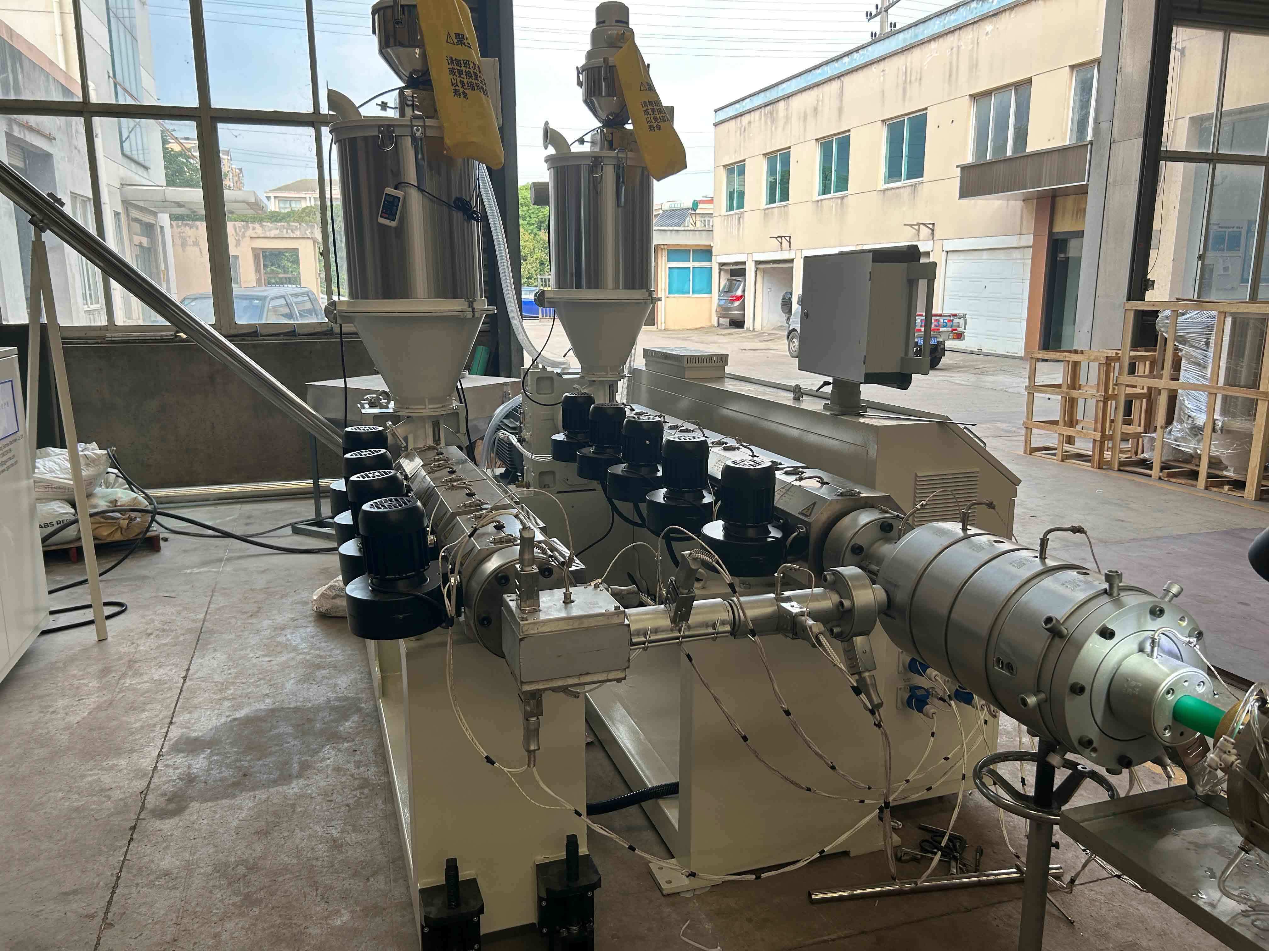 Custom Single Screw Extruder PPR Pipe Extrusion Production Line