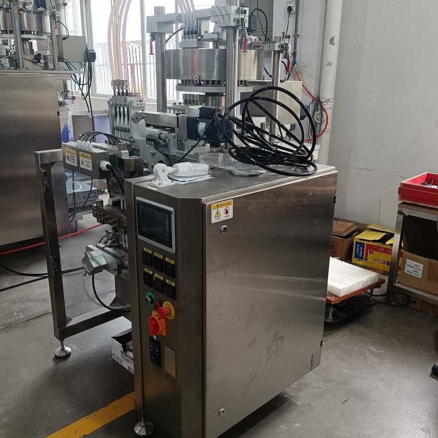 Compact Pouch Heat Sealing Machine With Speed And Moisture Level Packing