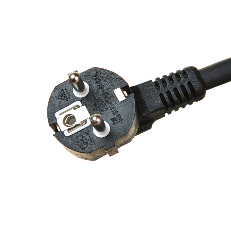 16A/250V Current/Voltage Rate H07RN-F 3X1.5MM2 Rubber Cable Schuko Plug IP44 to BC05 Connector for Single Microinverter