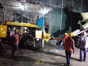 China Hydraulic Diesel Concrete Pump 1400mm Feeding Height Long Service Life wholesale