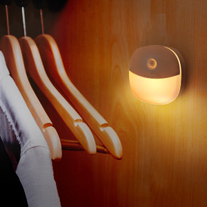 Smart 5V 1A 60LM USB Rechargeable Motion Sensor Light Warm White