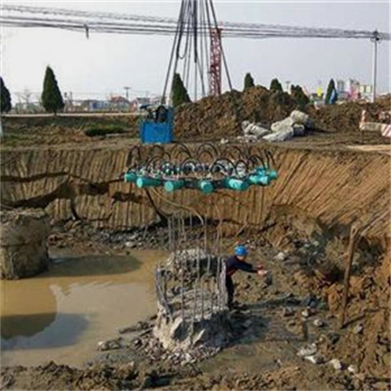 Round Hydraulic Pile Breaker Machine Concrete Pile Crusher 150mm