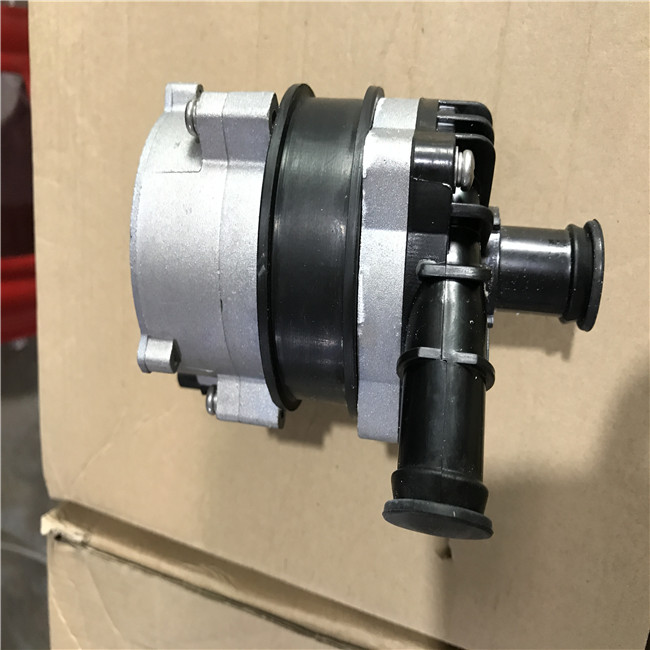 Auxiliary Electrical Water Pump W/ Rubber For Porsche Cayenne Panamera VW Jetta IV Tiguan AUDI A8 Thermostat