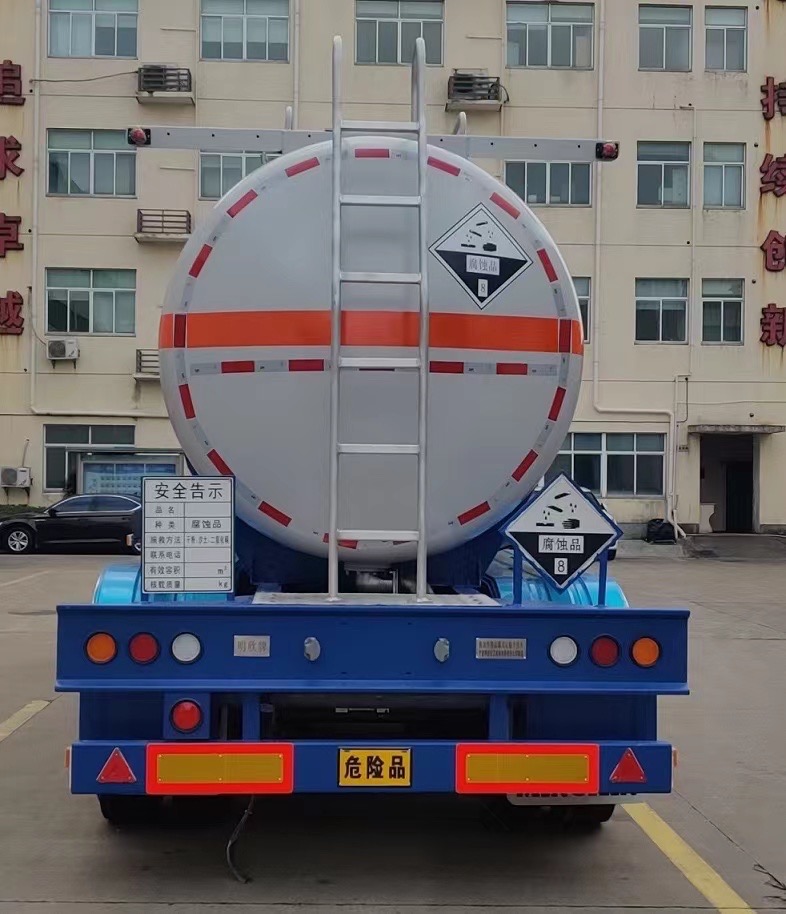 CIMC 3 Axles 8000L/5500L/7000L/7500L Gasoline and Diesel 4 compartments design 28 KL Steel Fuel hydraulic Tank Trailer