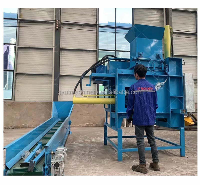 Tractor Trailed Electric Motor Wood Sawdust Baler Machine for Bedding Compressing