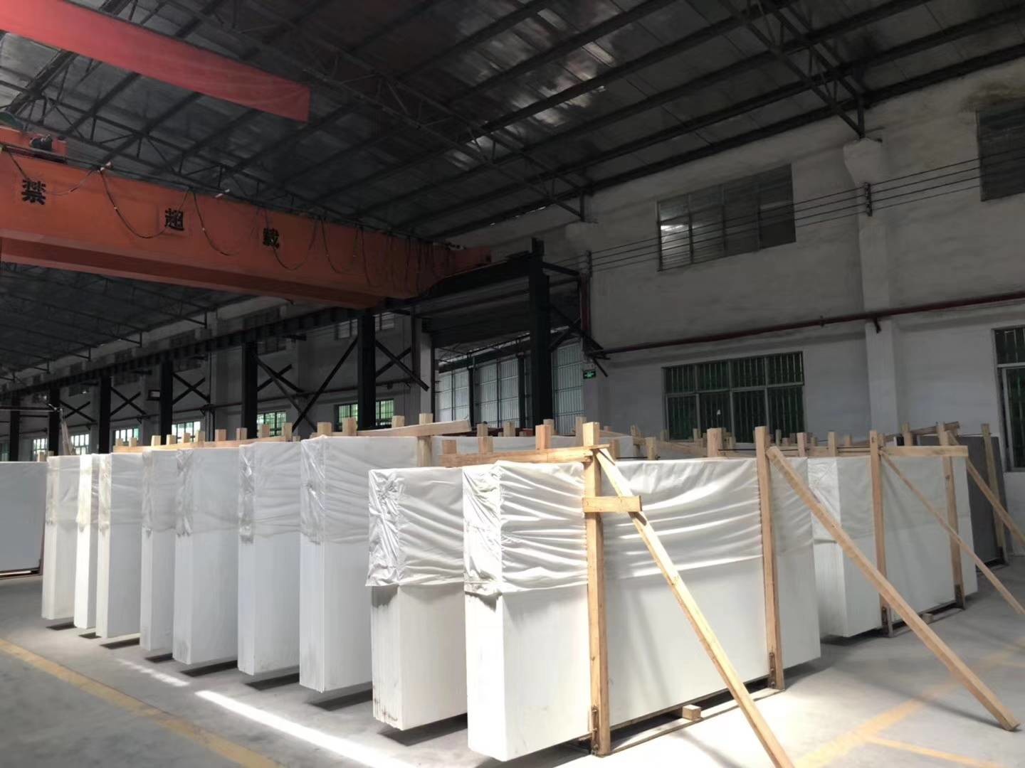 High Quality Carrara Quartz Stone Slabs Kitchen Countertops Natural Marble Design