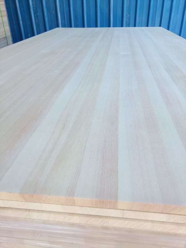 2440x1220x18mm White Poplar Solid Boards for Project Solution Capability AA Grade
