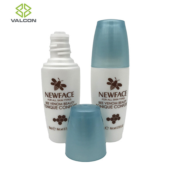 PE Material Plastic Lotion Bottles , Empty Cream Bottles PP Flat Cap