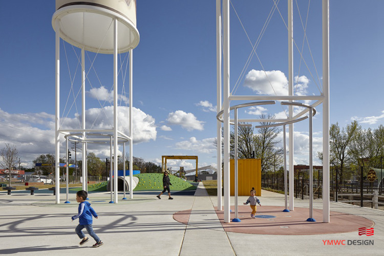 SCULPTURE of Outdoor Children's Playground Construction and Park Amusement Facilities