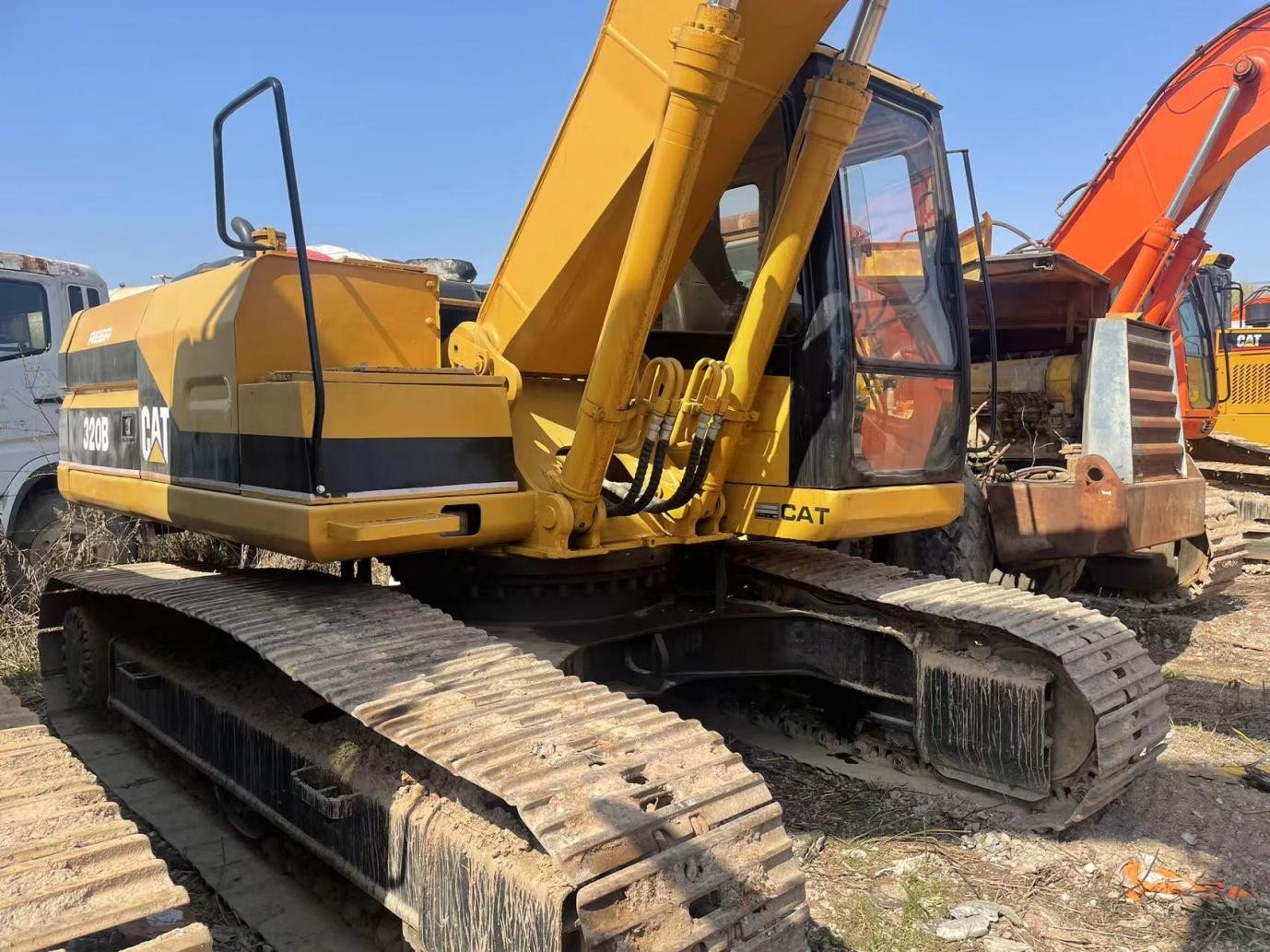 19400kg 320BL Used Cat Mini Excavator With Bucket Capacity 0.92M3 Sell Excavator
