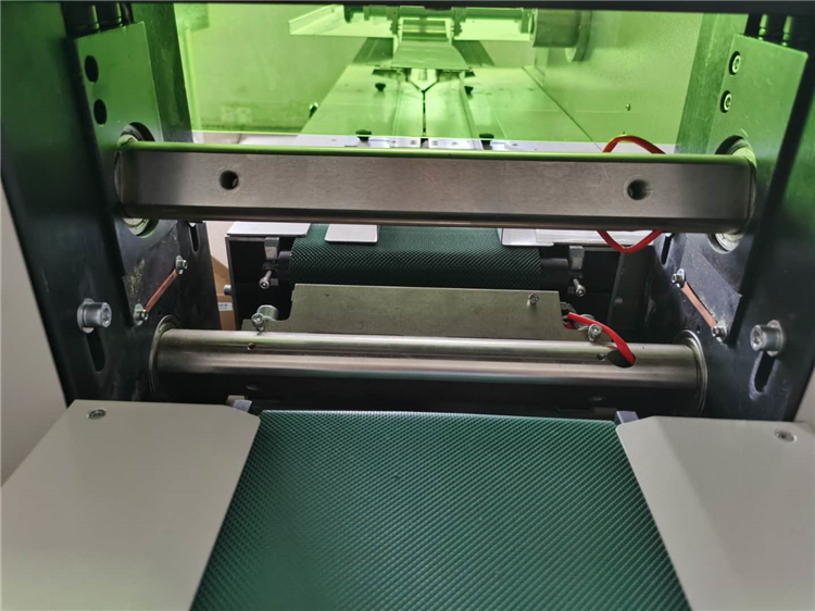 OEM Food Packaging Machine 2.6KW Pillow Bag Packaging