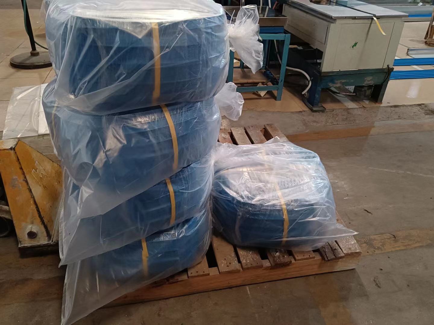 200mm Width Blue and Yellow Dumbbell Water Stop Belt for Concrete Construction Hotel