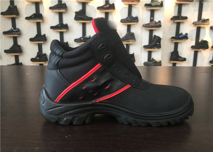 Size Customized Waterproof Safety Shoes Ankle Cushioning Lining Impact Absorbing