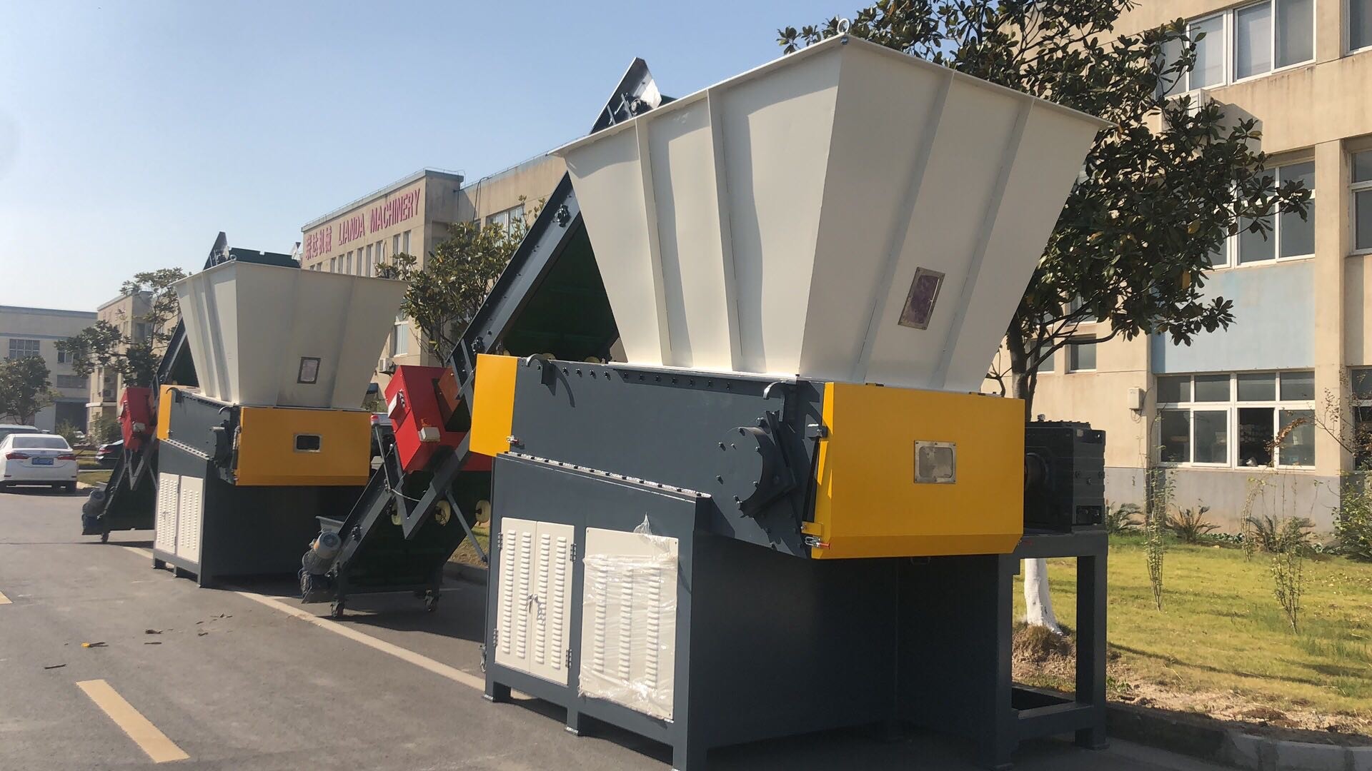 1500kg/H Plastic Waste Shredder , Ton Bags Plastic Shredding Machine