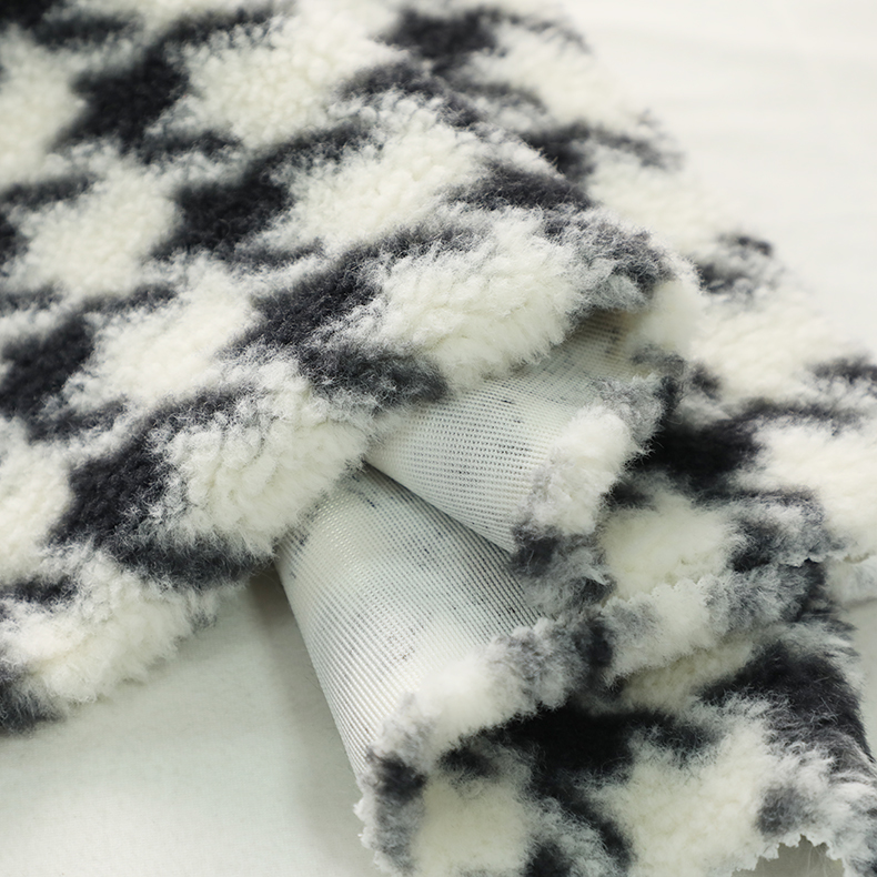 100% Polyester Textile One Side Printing Sherpa Fleece Fabric For Garment