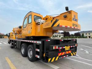 China Chinese famous brand XCMG 25 Ton 30n TON 50 Ton 70 Ton 100 ton mobile truck crane for sale wholesale