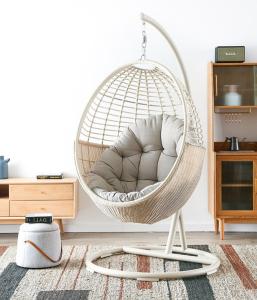 China Q195 Carbon Steel Frame Single Hanging Egg Shaped Basket Chair wholesale