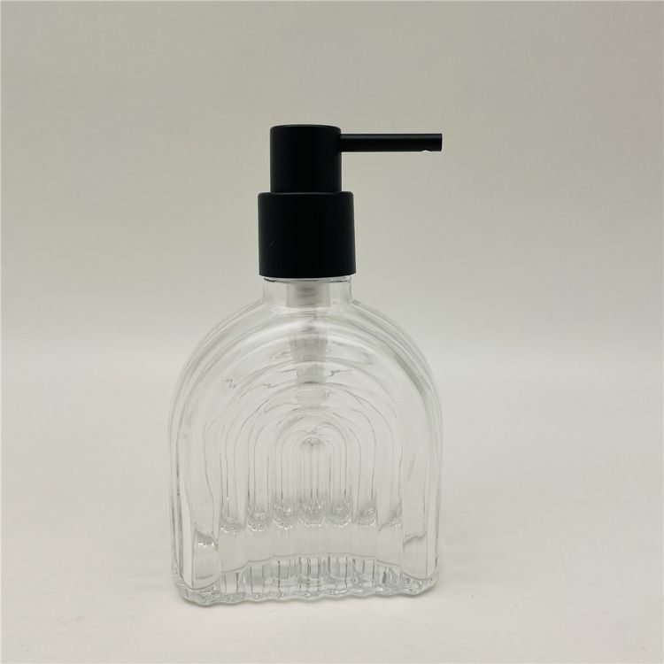 Home Decoration Glass Bathroom Accessories Set With Vertical Stripe