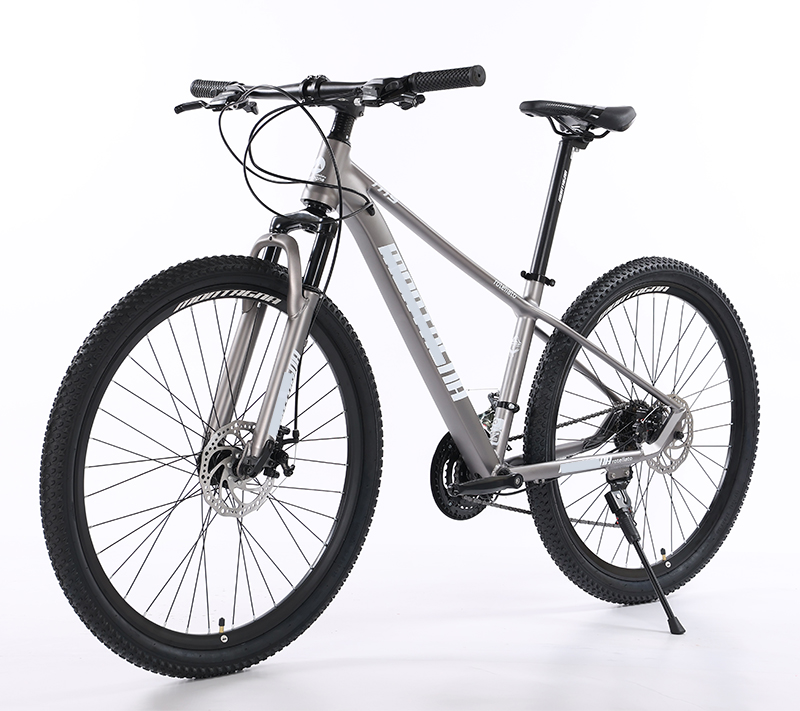 Customized Carbon Fiber Effect Mountain Bike with SHIMANO 21 Speed Groupset and Alloy Frame by GOMID