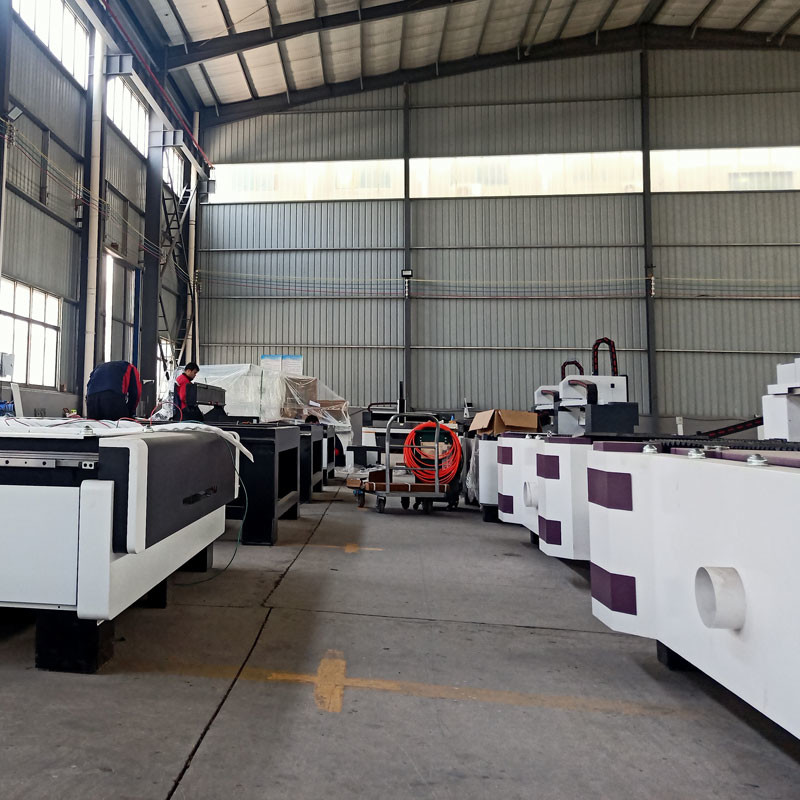 1kw Fuji Servo Motor CNC Laser Cutting Machine With Swiss Raytool Laser Head