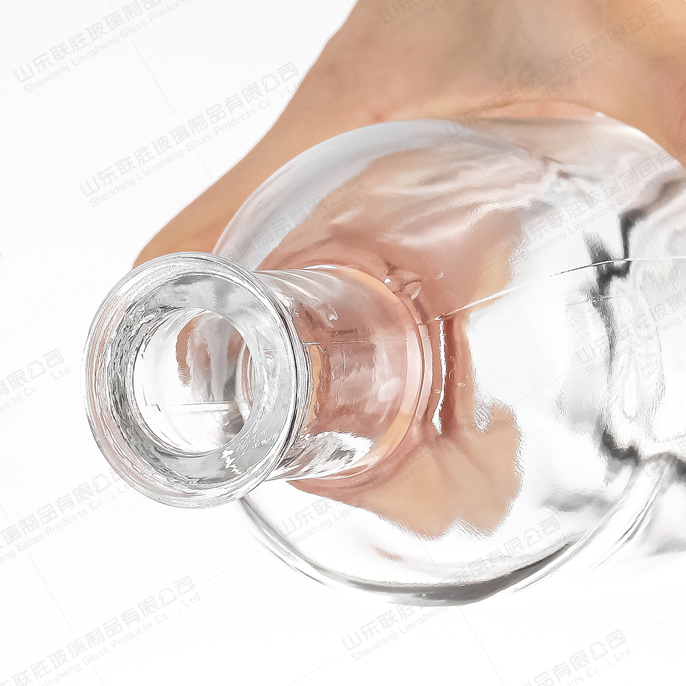 1000ml Glass Liquor Wine Vodka Tequila Bottle With Sealed Cork Lid OEM