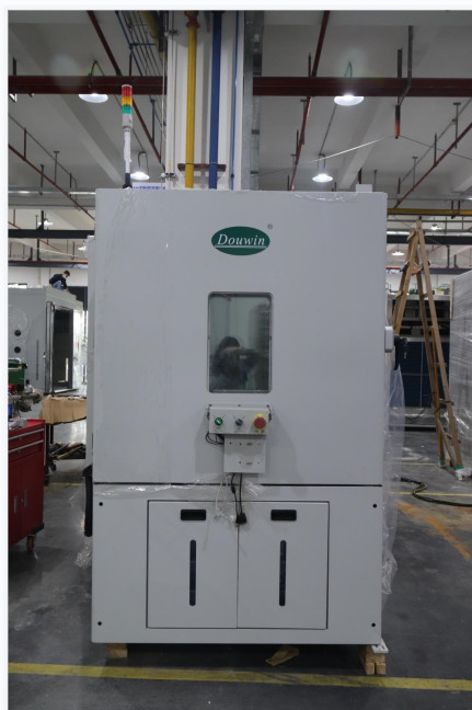 Electronics Laboratory Testing Equipment 408L , Programmable Battery Test Chamber