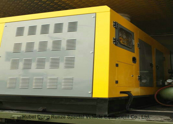 Enclosed HOWO Mobile Workshop Truck Multifunctional 6x4 for Vehicle Maintenance