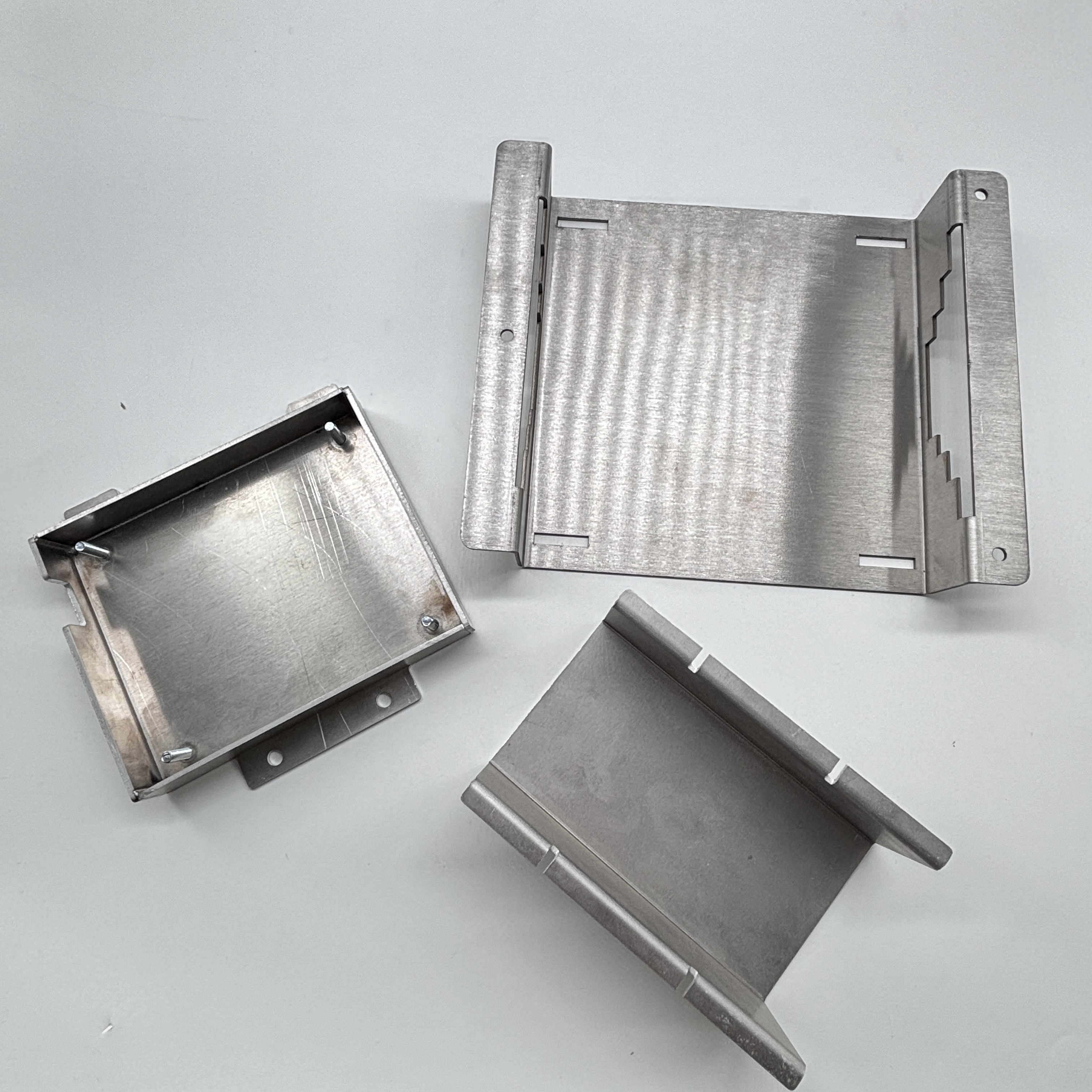 OEM Custom Stainless Steel Carbon Steel Sheet Metal Stamping Parts With Laser Cutting Bending Services