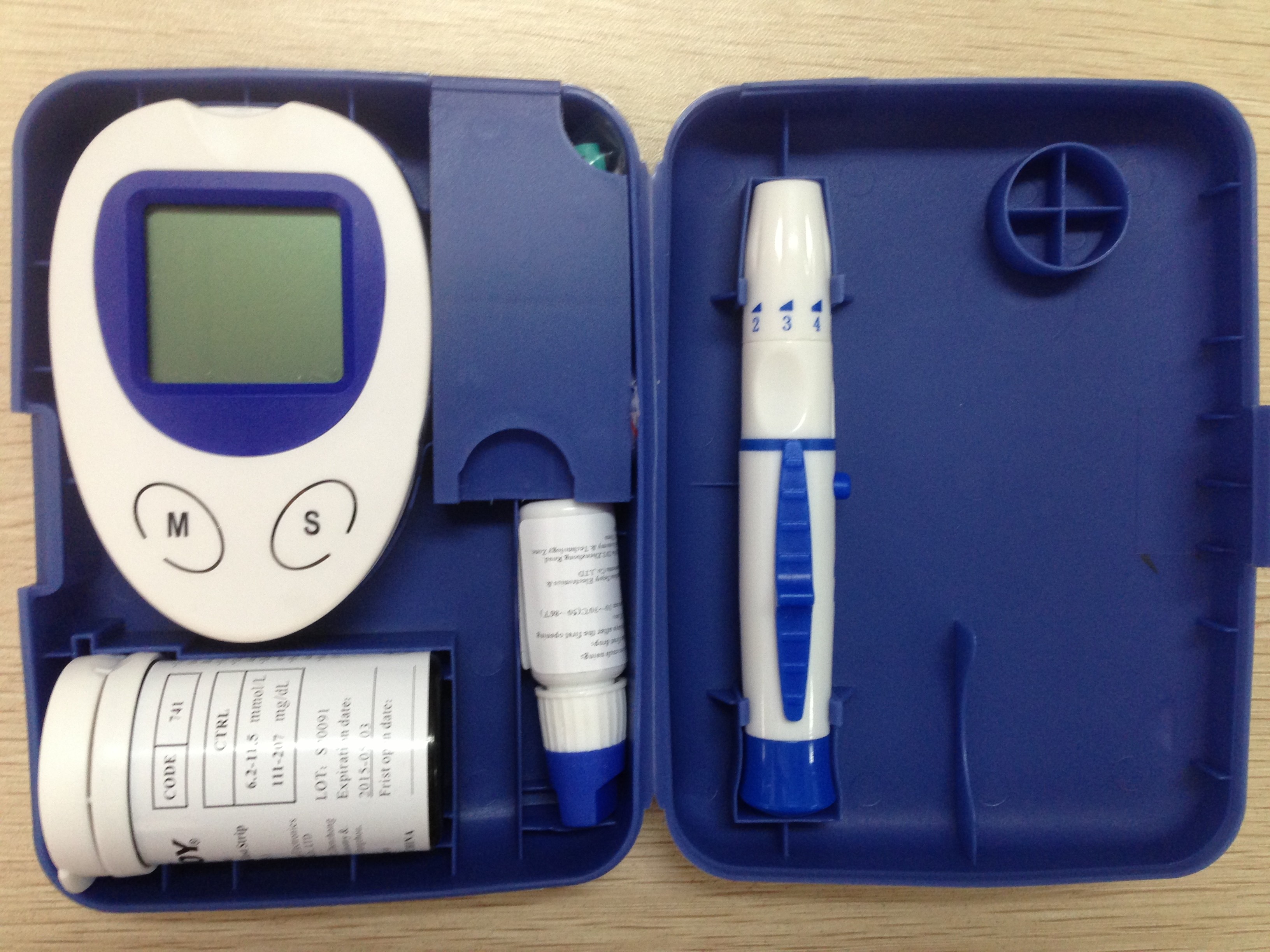 Color Box Package Blood Diabetes Glucose Meter with 25pcs Test Strip