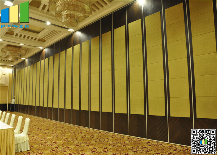 Soundproof Sliding Partition Walls 4 Meters Fabric Surface For Restaurant Meeting Room
