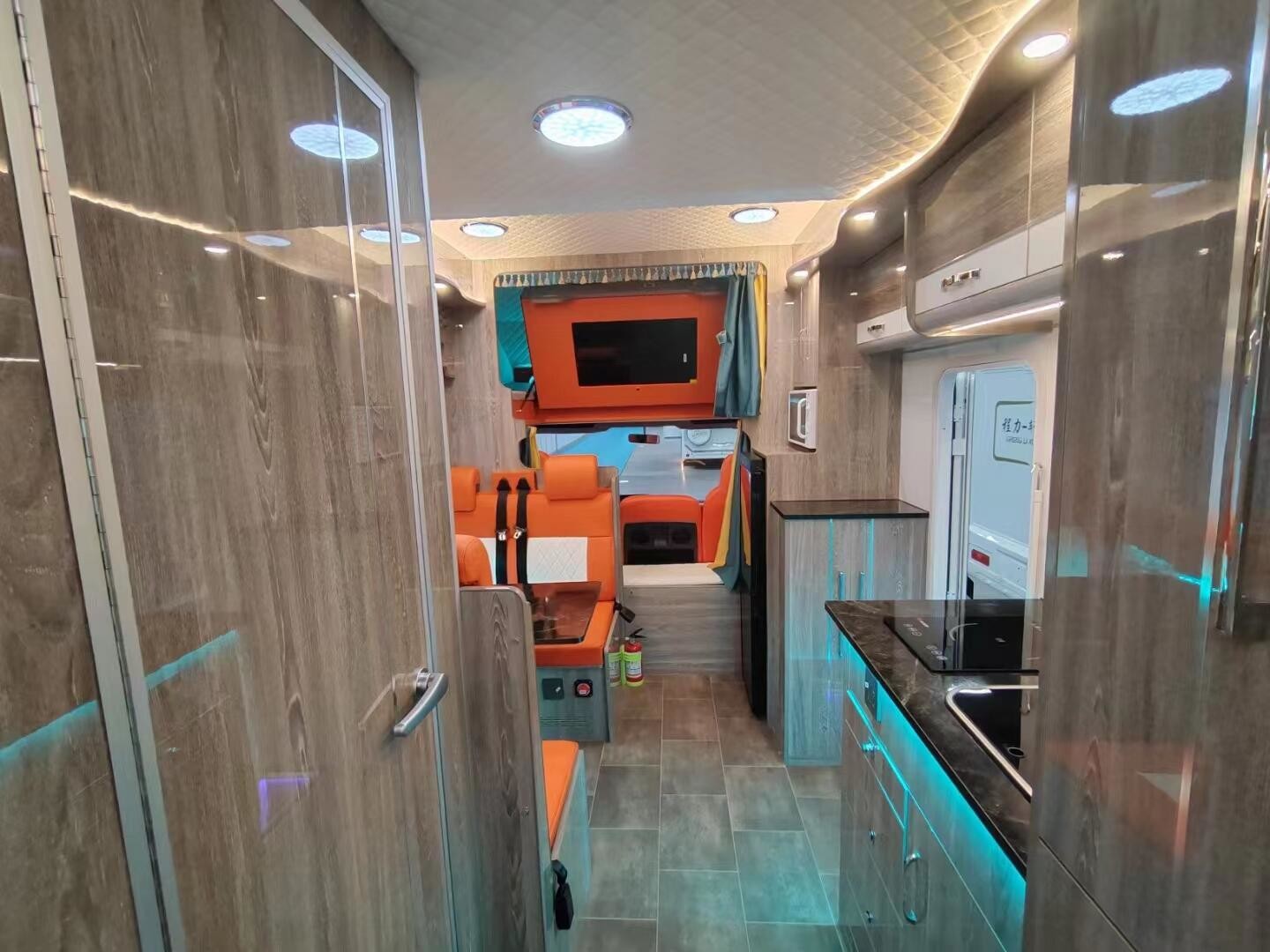 Rv Caravan Yuejin S500 Model C Motorhome With Sleeping Capacity For 4-6 People - CLW OE NO