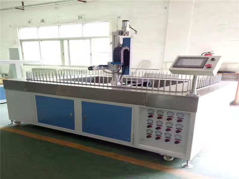 On Line Coating Auto Painting Machine Four Axis 3kw For Motorcycle Helmet