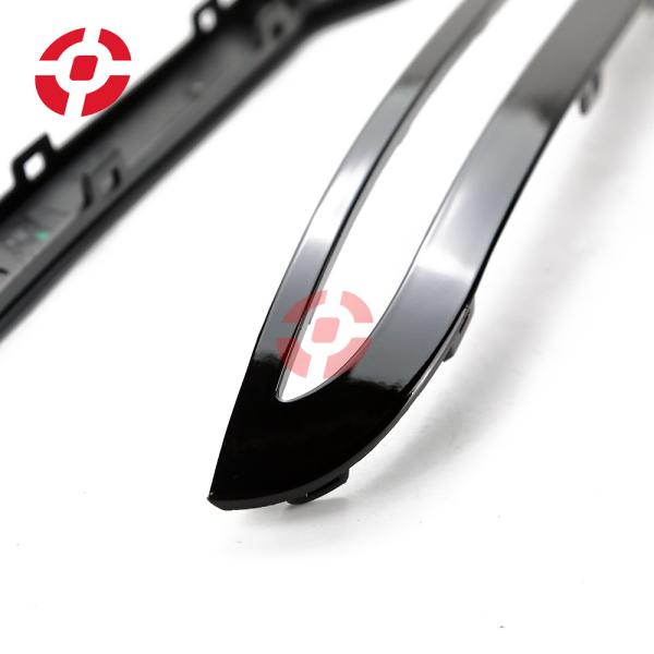 OEM LR093570 LR093571 Car Parts REAR BUMPER LAMP STRIP FOR RANGE ROVER VELAR