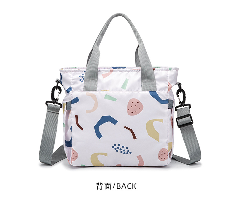 ODM OEM Oxford Multi Functional Nappy Shoulder Hand Bag 27*15*25cm