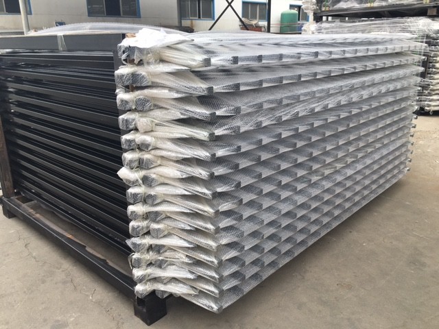 Crimped Top Powder Coated Steel Fencing