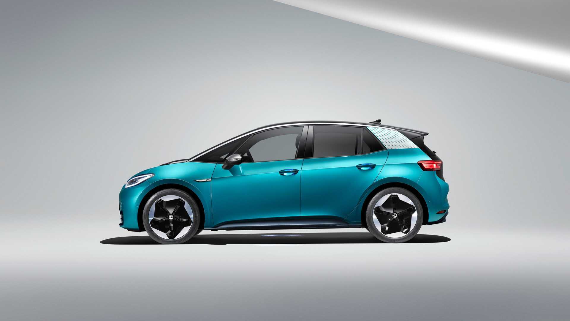 Volkswagen RWD Hatchback ID3 2024 Prime Electric Car 0km Used with 450km Pure Electric Range and 170 Horsepower Motor